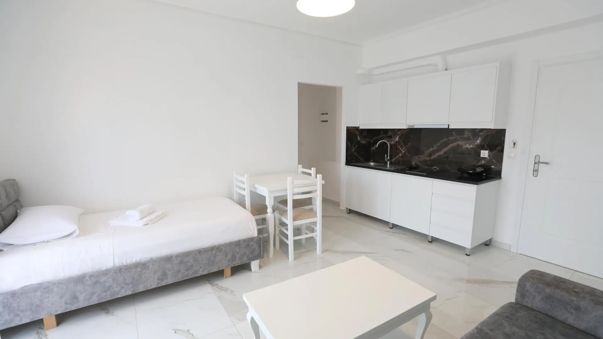 Villa Aliko Saranda Arnavutluk