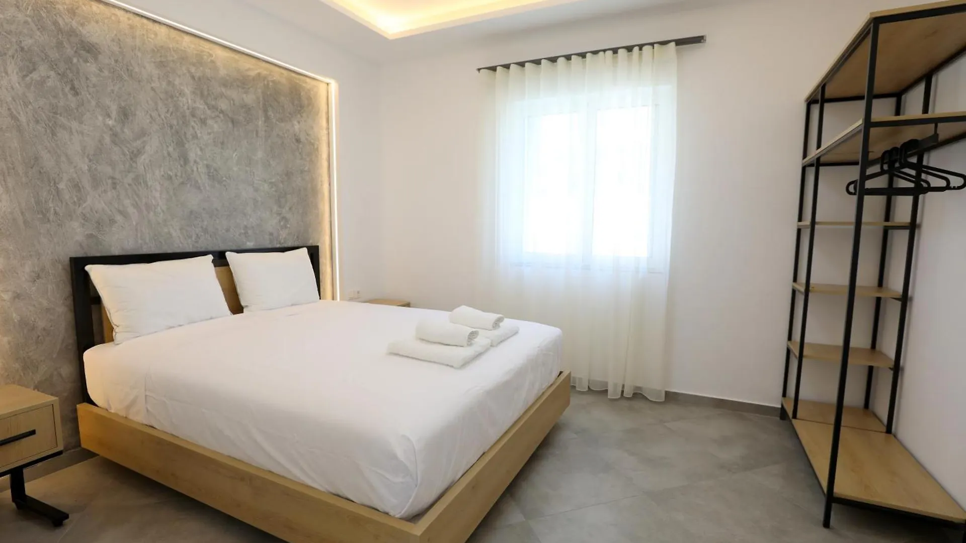 Villa Aliko Sarandë 아파트